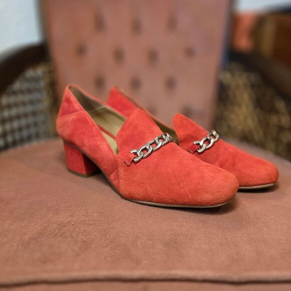Franco Sarto Red Suede Loafers with Silver Chain - Picture 2 of 5